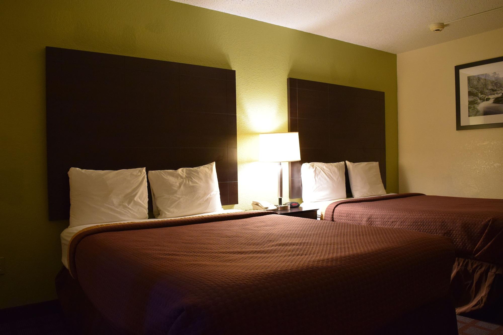 Super 8 By Wyndham Saginaw Motel Luaran gambar