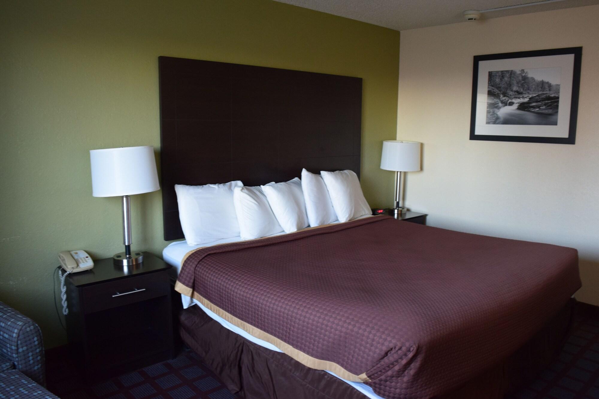 Super 8 By Wyndham Saginaw Motel Luaran gambar